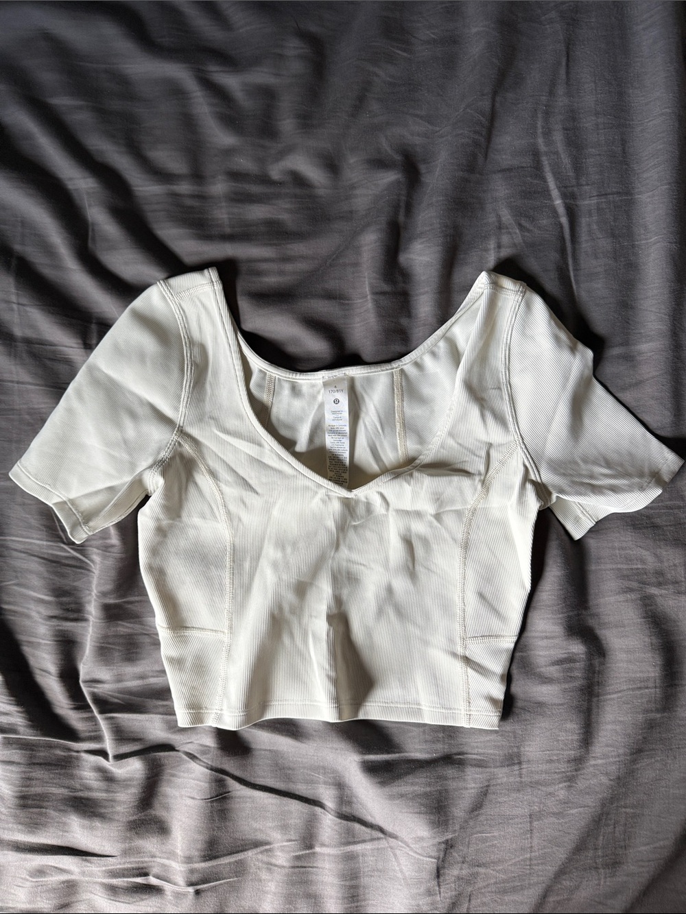 lululemon athletica Cream Short Sleeve Crop Top